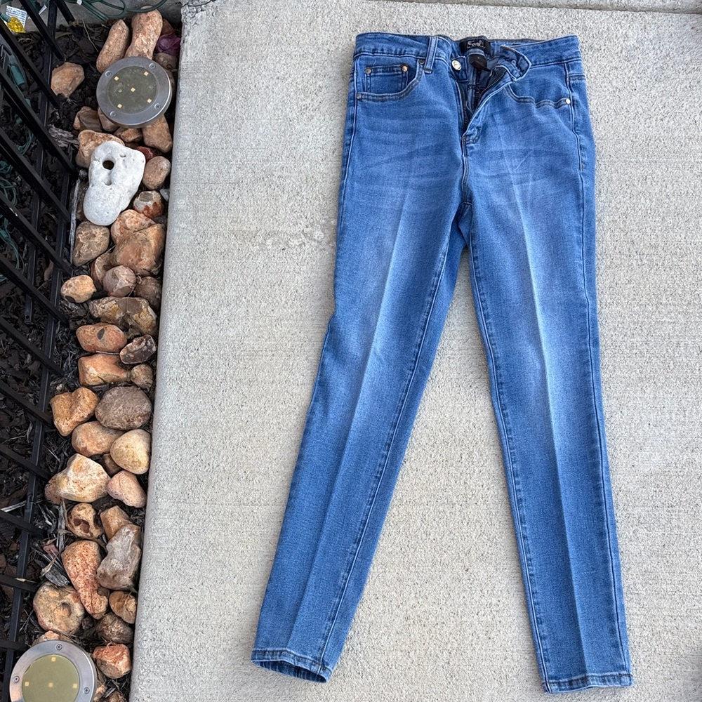 Stylish Blue Women's Skinny Jeans
